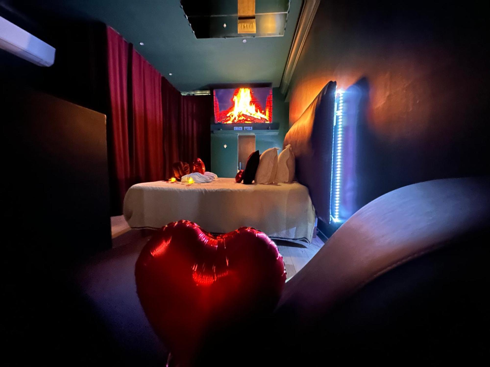 Appartamento Mieuxqualhotel Jacuzzi Privatif Le Carré